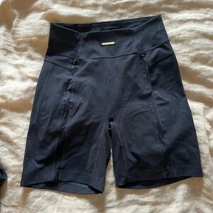 Gymshark - Whitney Simmons collection shorts